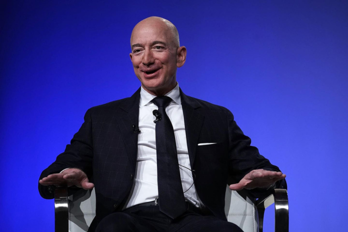 Jeff Bezos donerà 118 milioni di dollari ad associazioni che aiutano i senzatetto