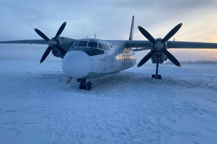 Aereo passeggeri in Russia atterra per sbaglio su un fiume ghiacciato