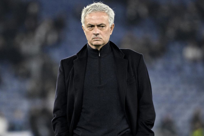 La Roma ha esonerato José Mourinho